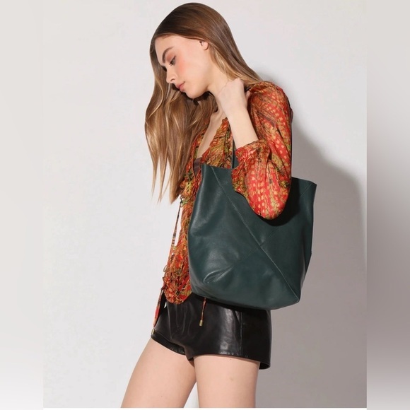 Walter Baker Accessories - Ledger Tote, Hunter